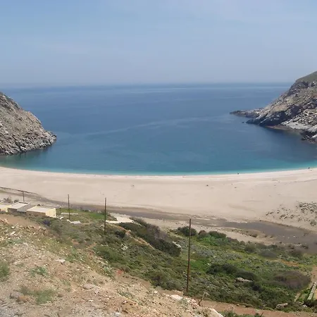 Pergola Andros Βίλα Γαύριο