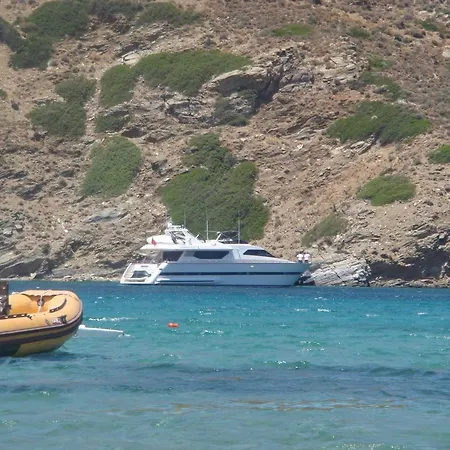 Villa Pergola Andros *