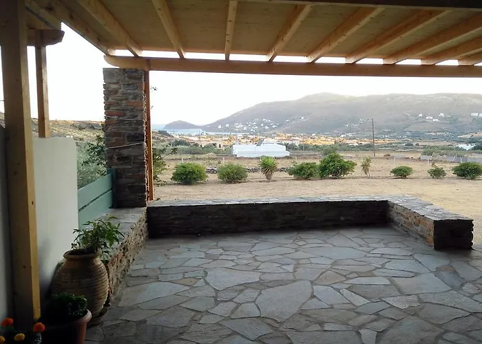 Villa Pergola Andros Gavrio